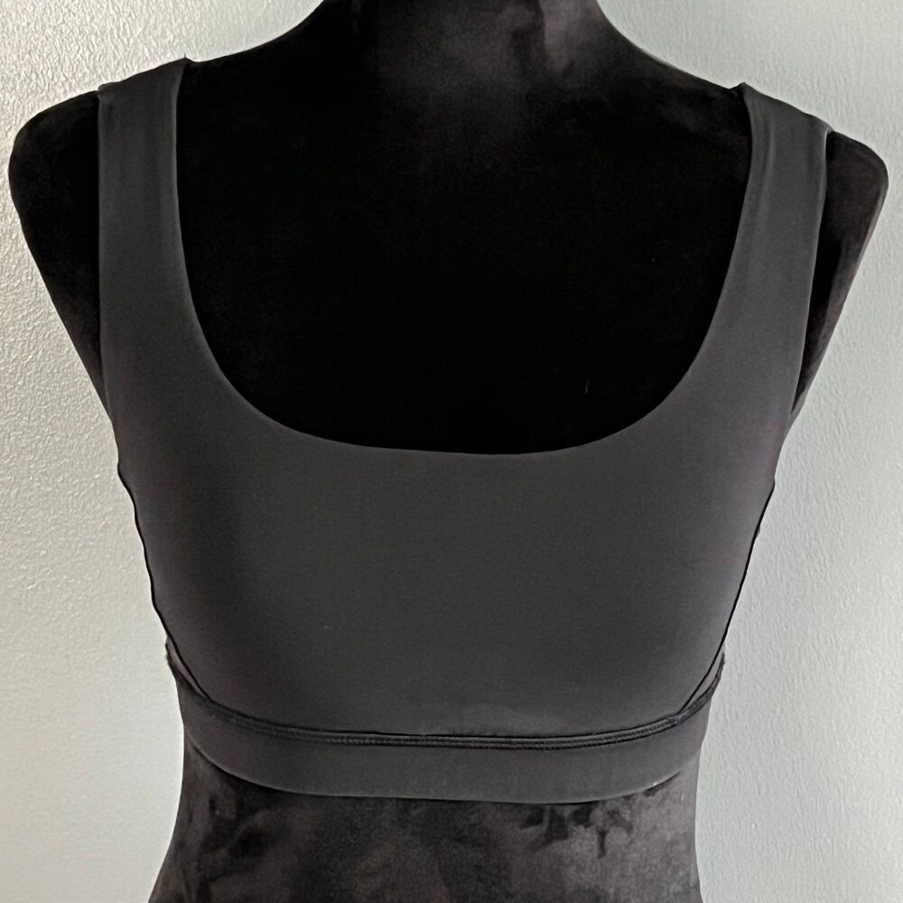 Lululemon Energy Exhale Bra Womens 4 Black Racerback Strappy Sport
